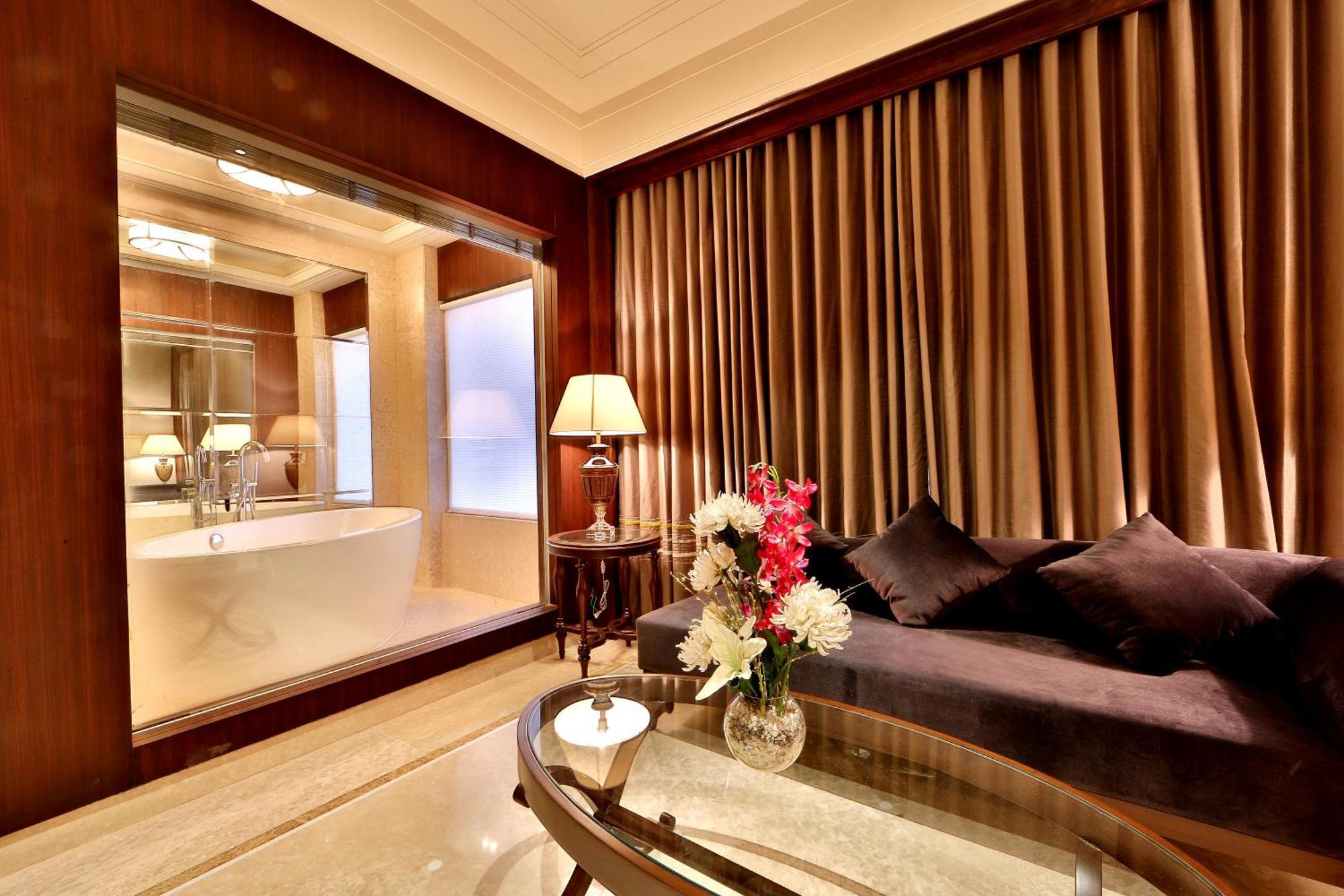 Hotel Maharaja Regency Ludhiana Exterior photo
